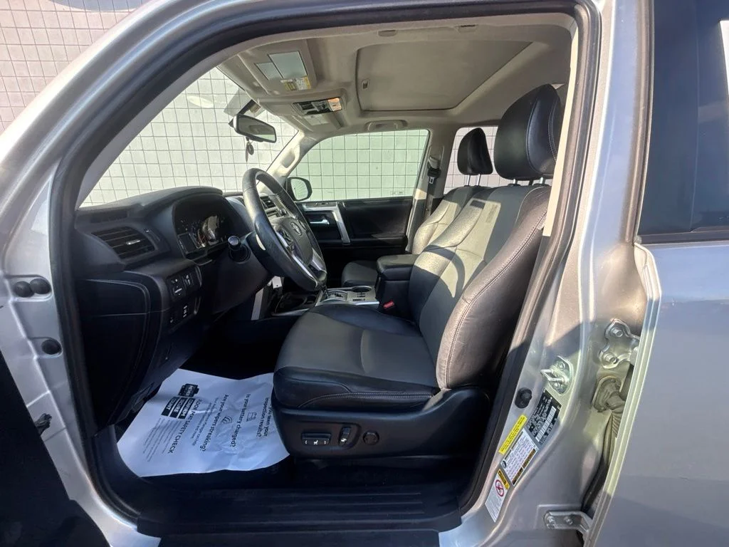 Used 2016 Silver Toyota SR5 Premium image 3