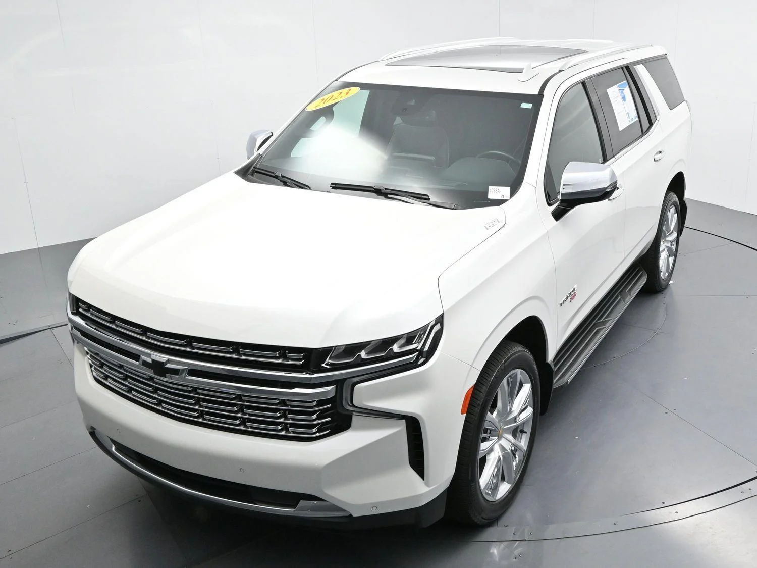 Used 2023 Iridescent Pearl Tricoat Chevrolet Premier image 47