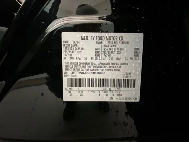 Used 2024 Black Ford XLT image 26