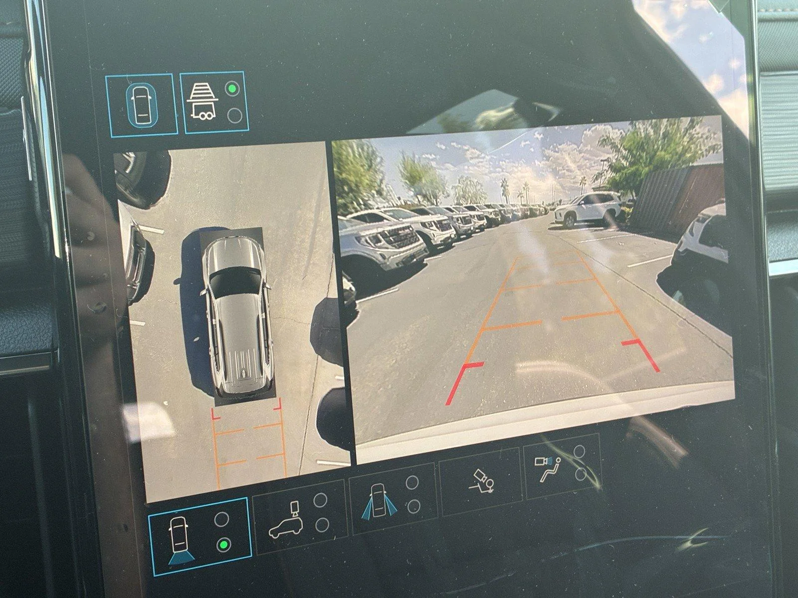 New 2027 Summit White GMC AT4 image 28