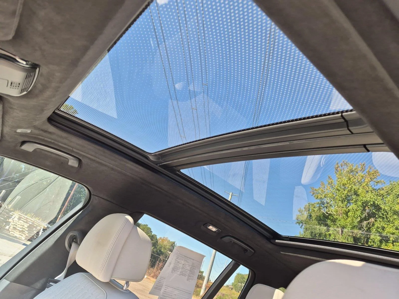Used 2021 Mineral White Metallic BMW M50i image 28