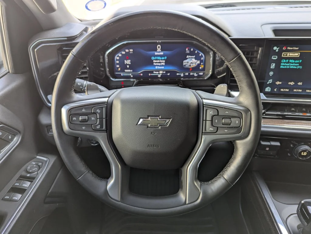 Used 2023 White Chevrolet RST image 6
