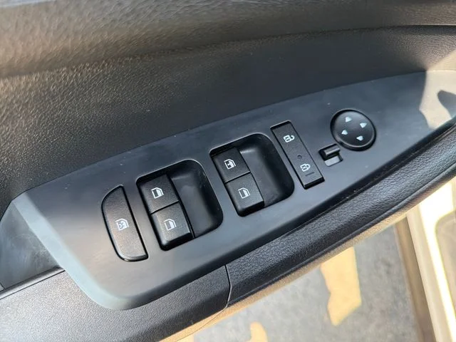 Used 2024 White Kia LX image 17