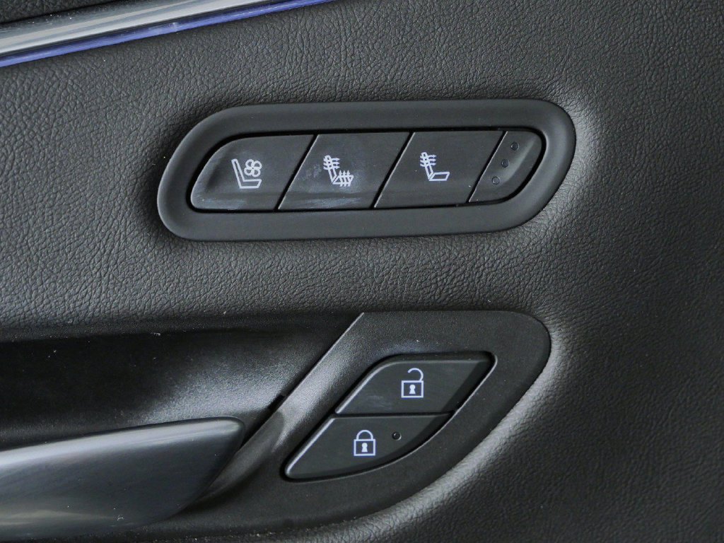 Used 2023 Black Cadillac Premium Luxury image 37