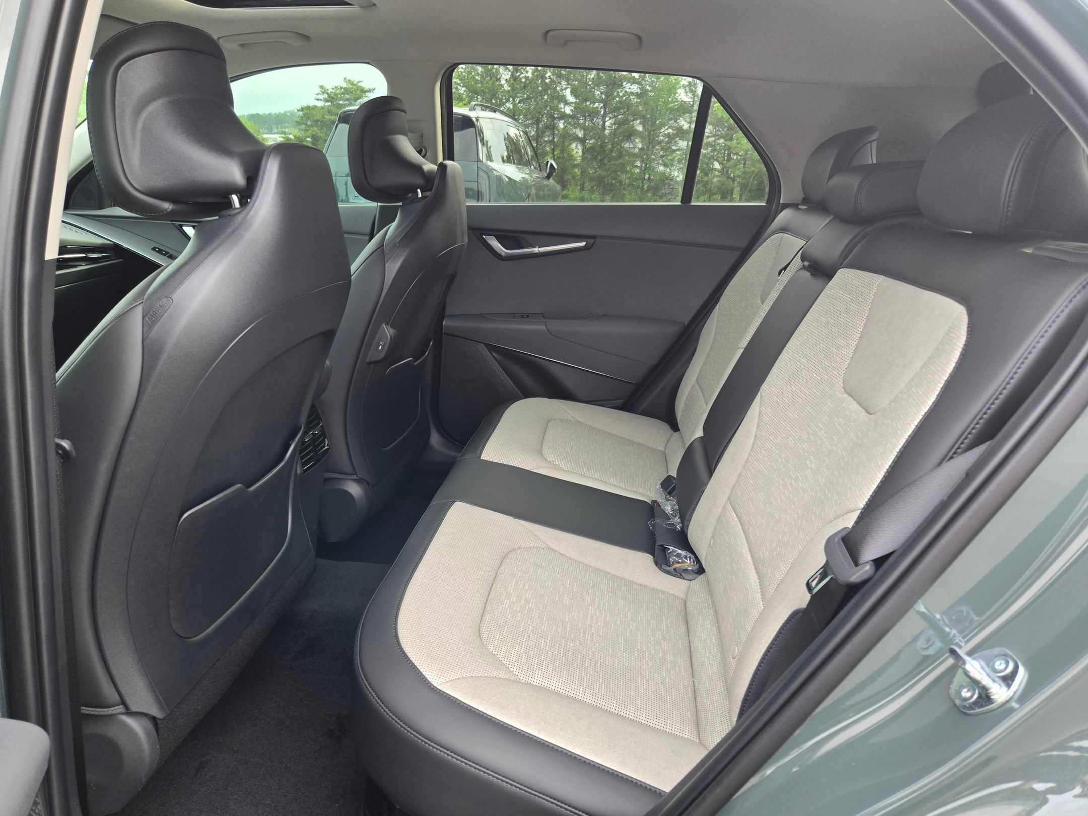 New 2026 Cityscape Green Kia SX Touring image 36