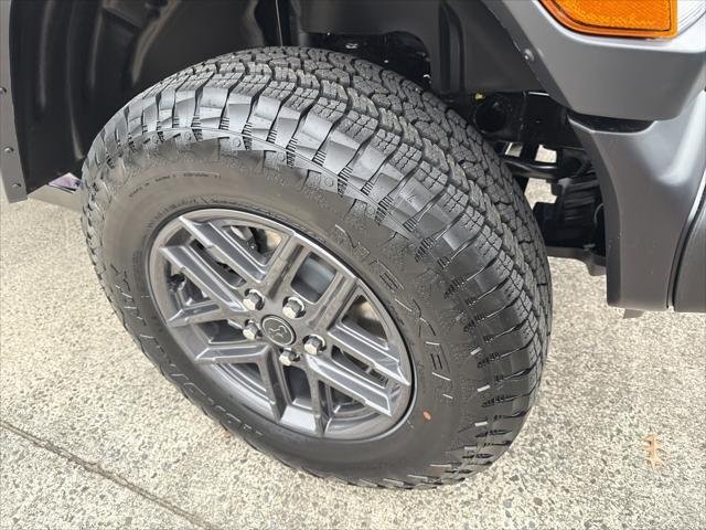 New 2026 Reign Exterior Paint Jeep Sport S image 14