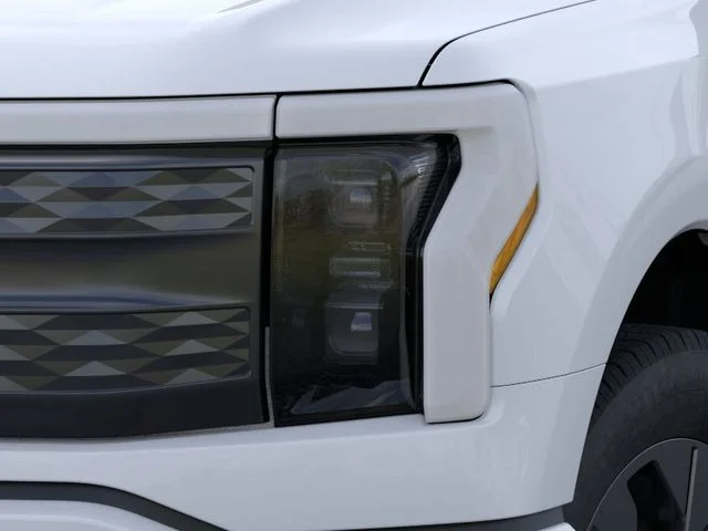 2025 Ford F-150 Lightning Lariat - Photo 18