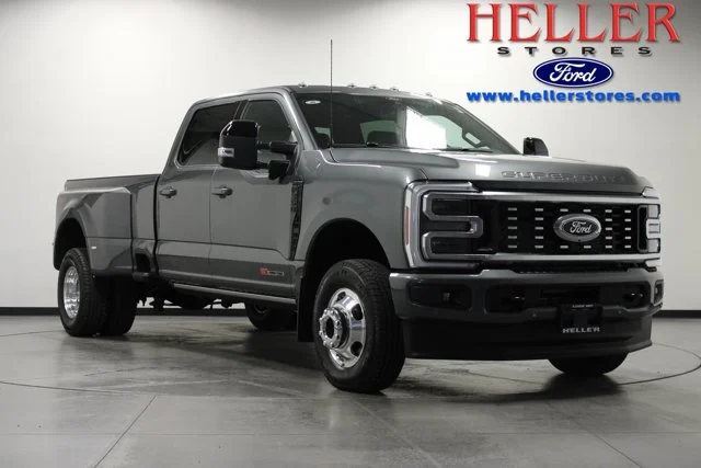 New 2026 Carbonized Gray Metallic Ford F-350® Platinum® image 24