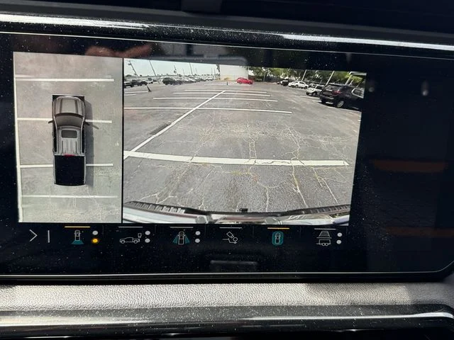 Used 2023 Black GMC AT4 image 21