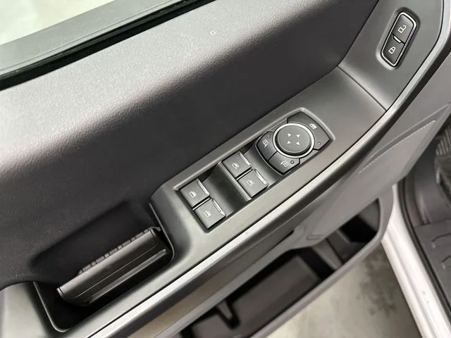 New 2026 Oxford White Ford F-350® XLT image 17