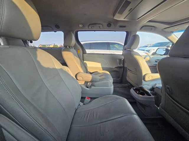Used 2014 Shoreline Mist Toyota XLE image 17