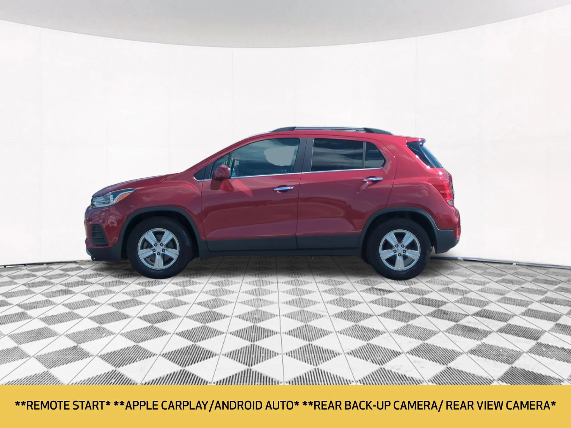 Used 2018 CAJUN RED TINTCOAT Chevrolet LT image 2