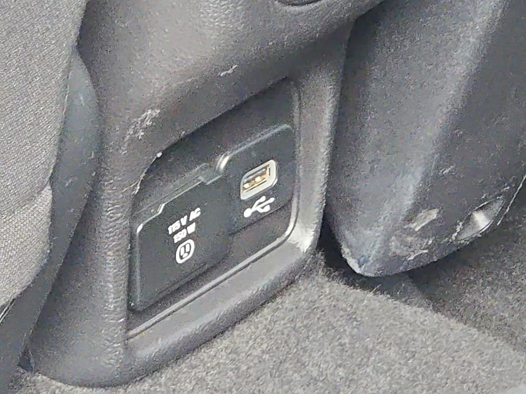 Used 2019 White Clearcoat Jeep Sport image 48