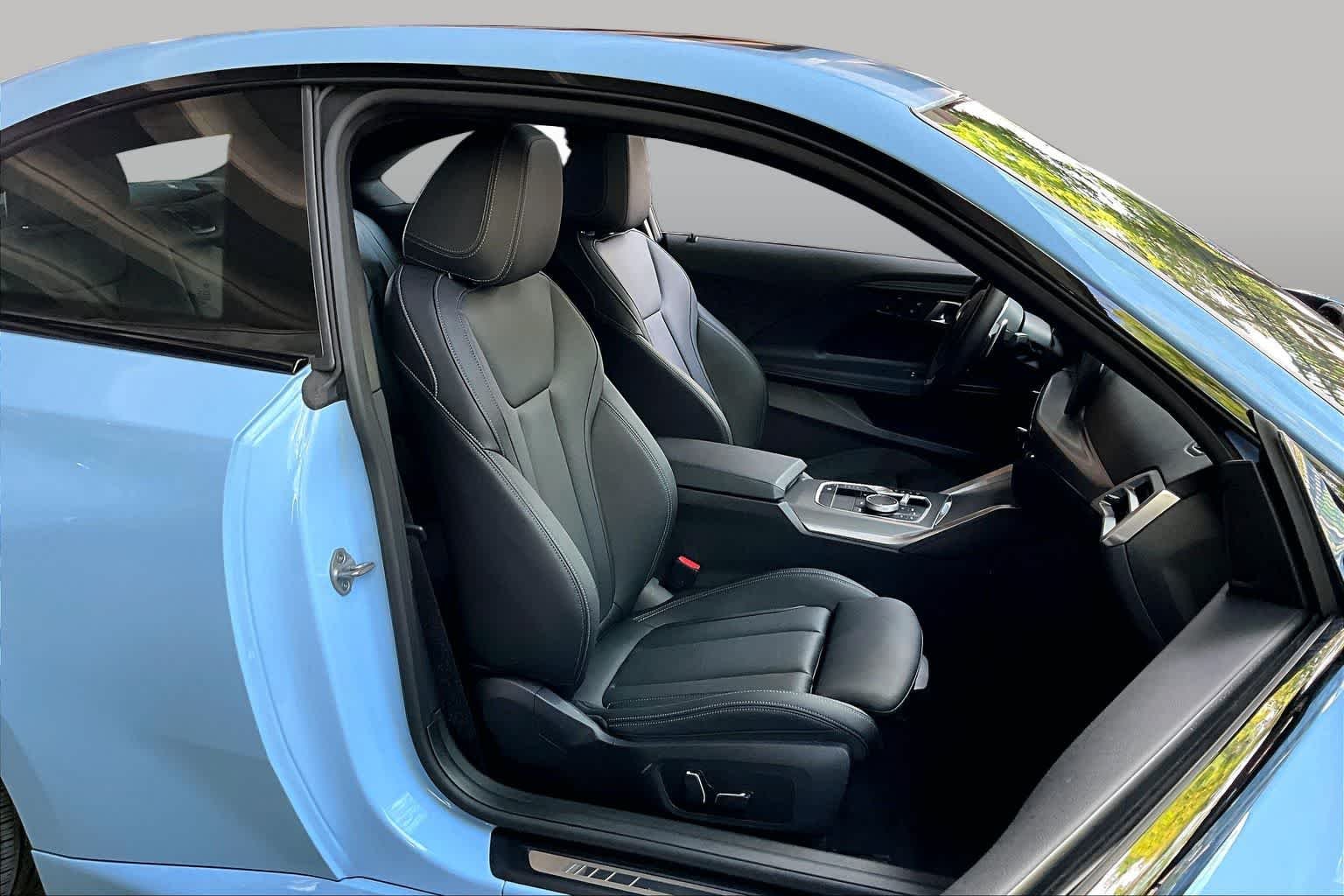 Used 2025 Zandvoort Blue BMW M240i image 8