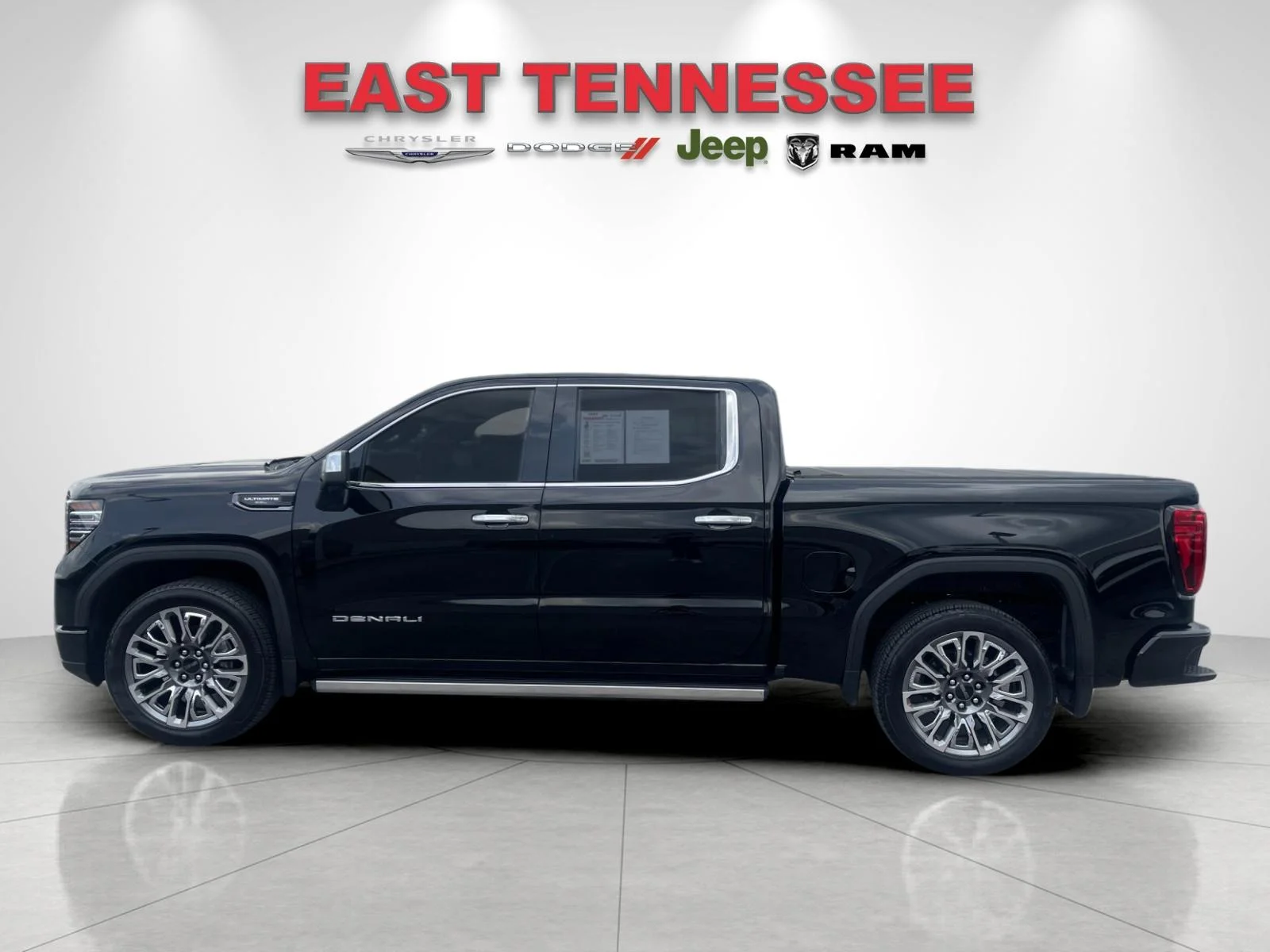 Used 2024 Black GMC Denali Ultimate image 6
