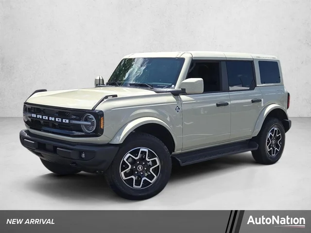2026 Ford Bronco Outer Banks