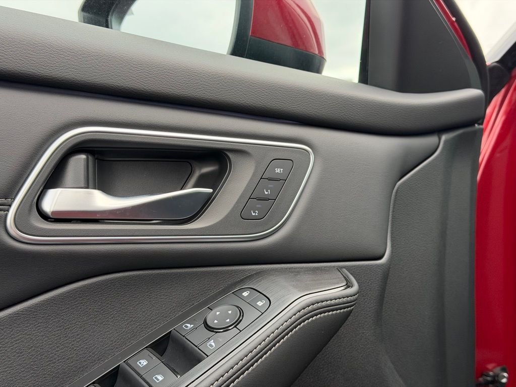 New 2026 Scarlet Ember Tintcoat Nissan Platinum image 13