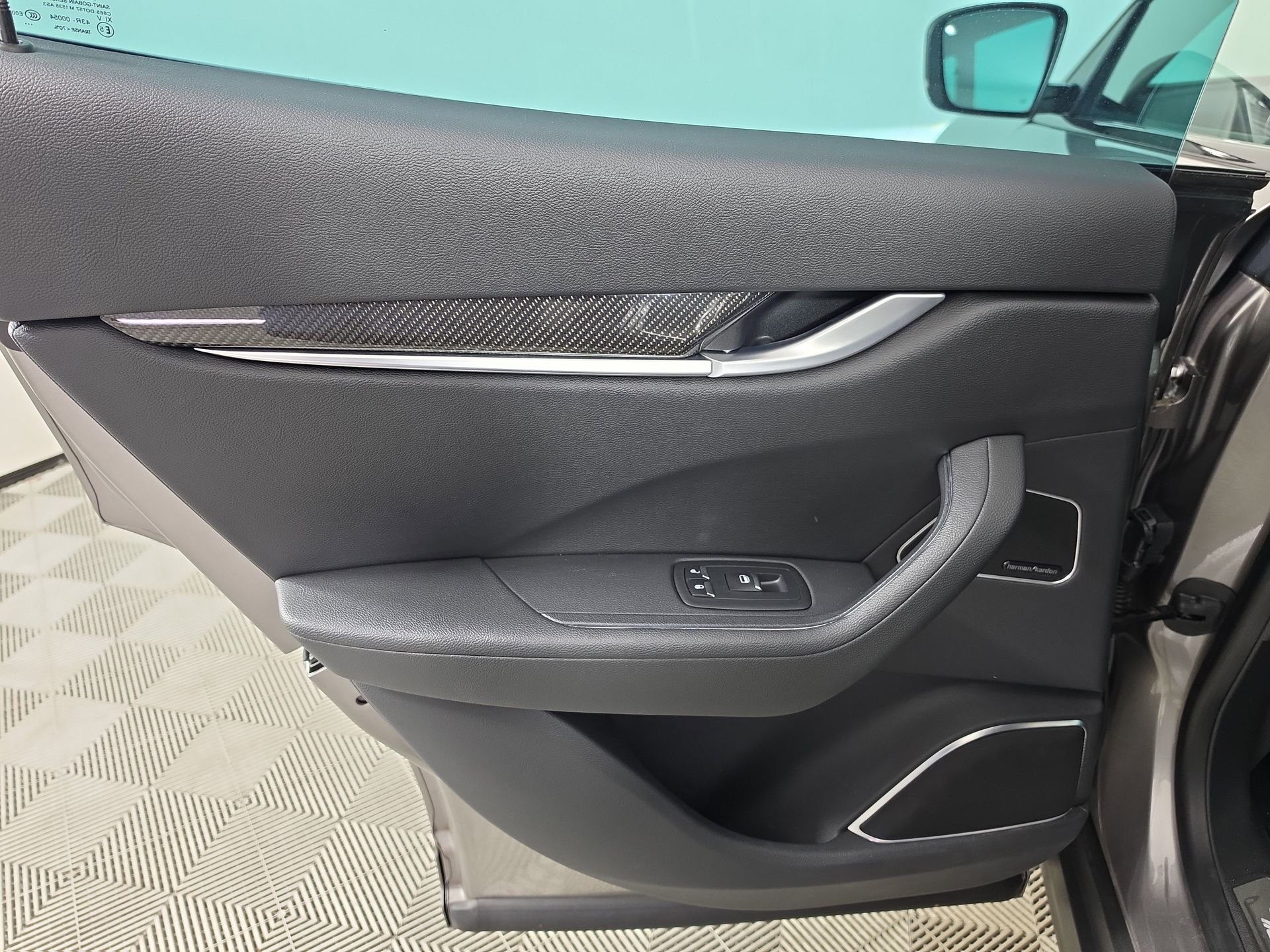 Used 2022 Gray Maserati Modena image 36