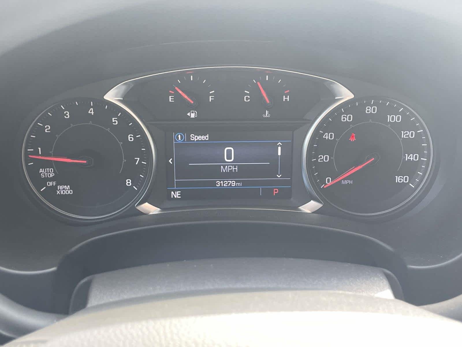 Used 2024 Sterling Metallic GMC SLE image 3