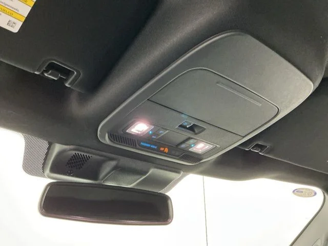 New 2026 Oxford White Ford XLT image 22