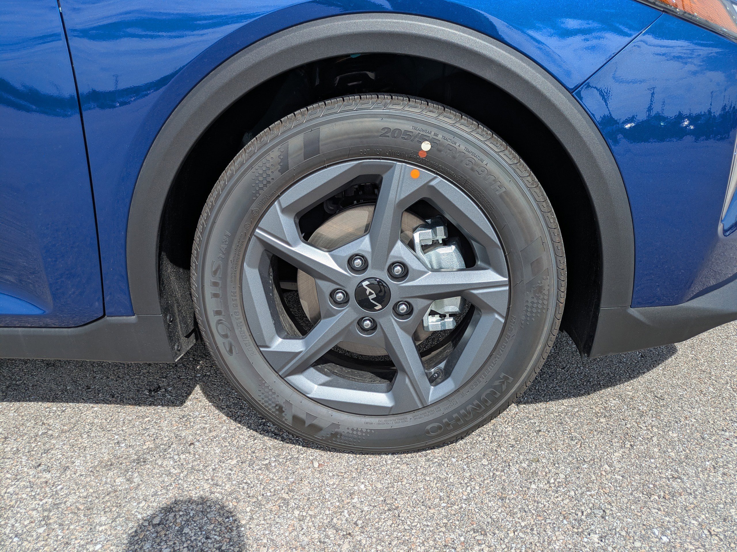 New 2026 Deep Sea Blue Kia LXS image 12