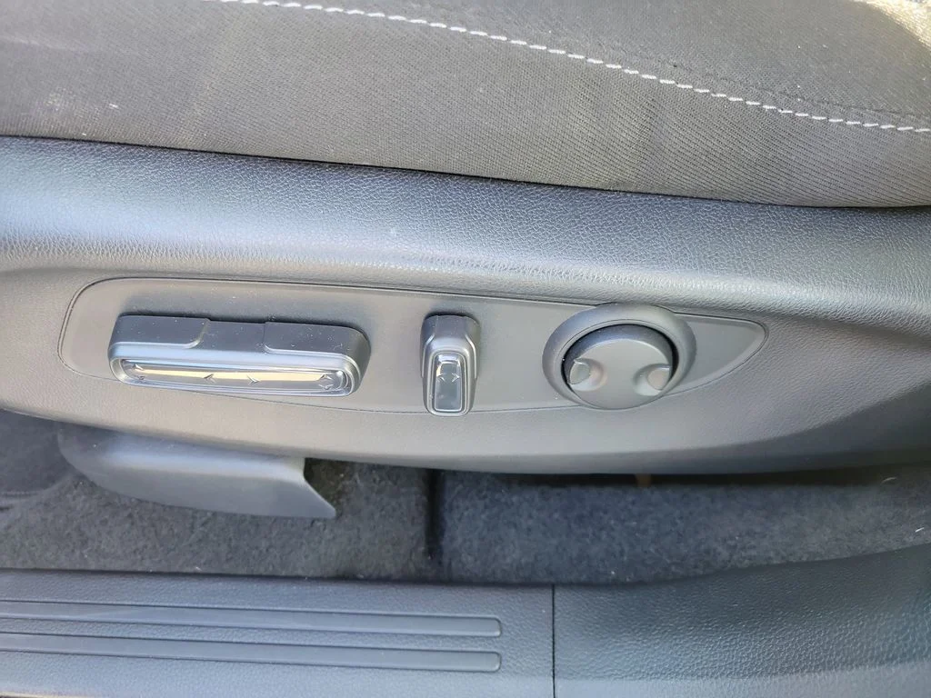 2026 Honda CR-V EX - Photo 24