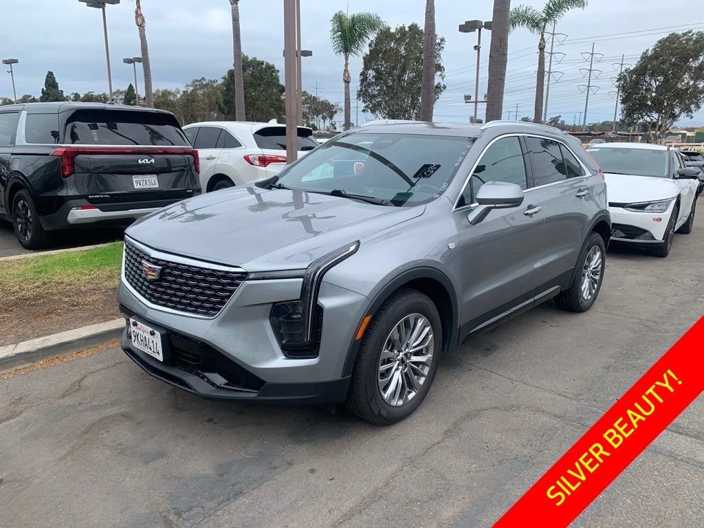 2024 Cadillac XT4 Premium Luxury
