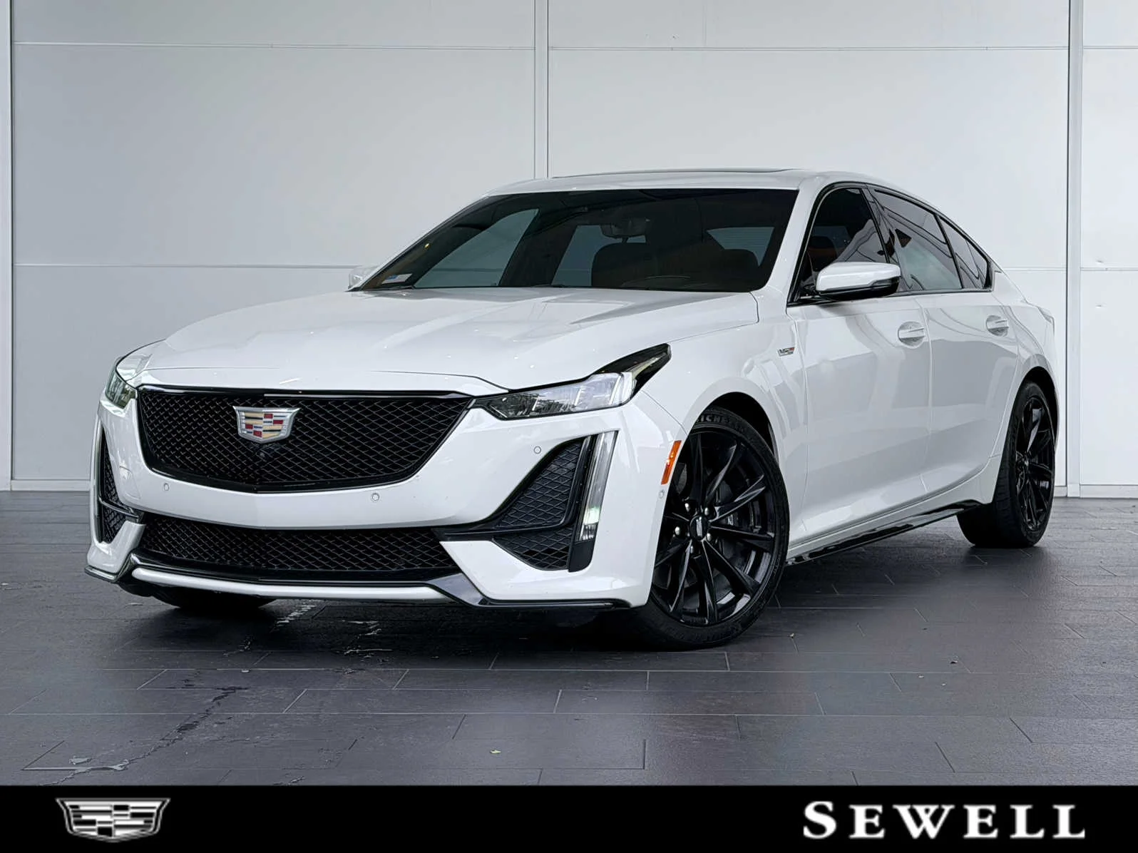 2023 Cadillac CT5 V-Series's photo
