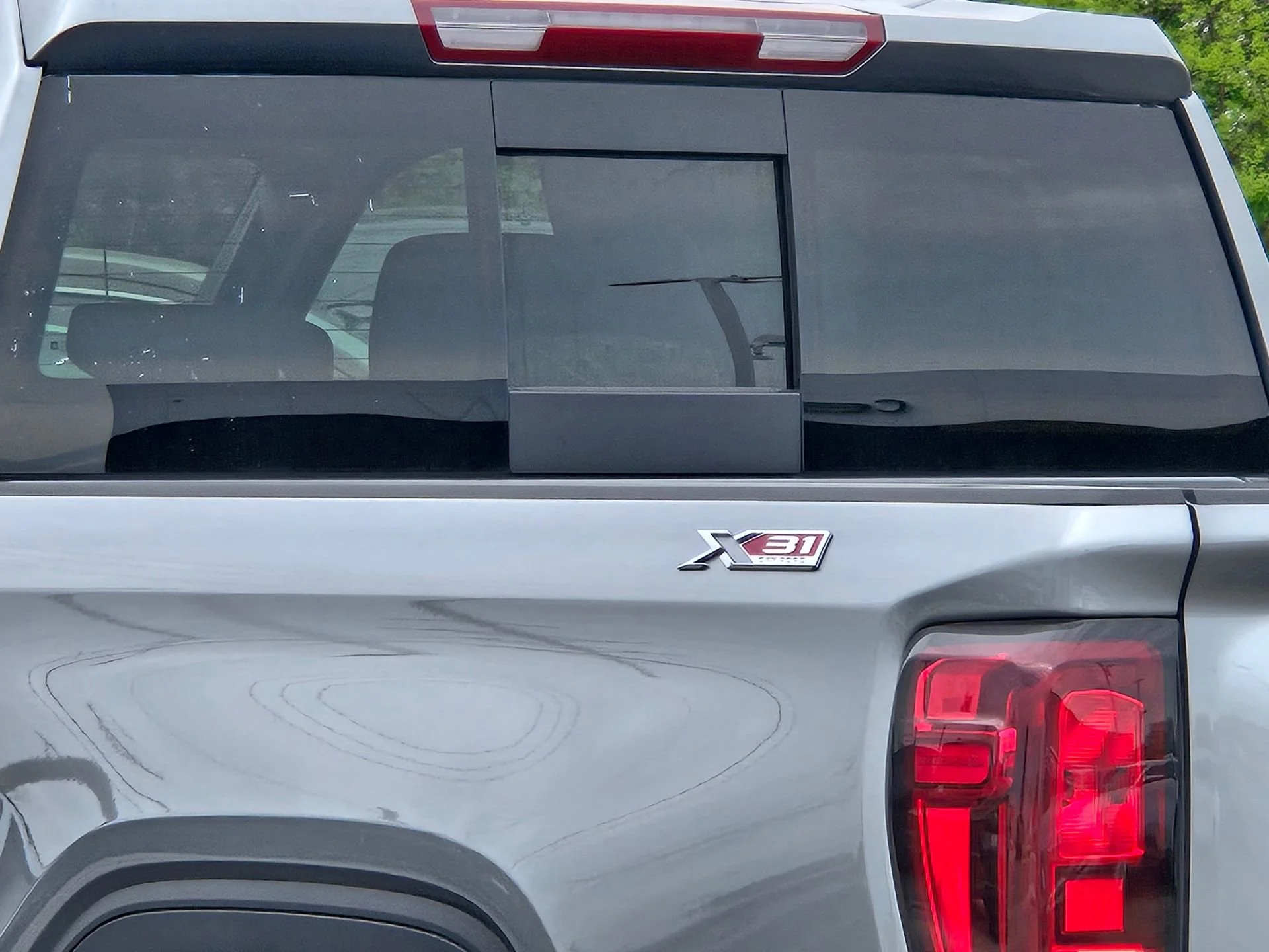 New 2026 Sterling Metallic GMC SLE image 32