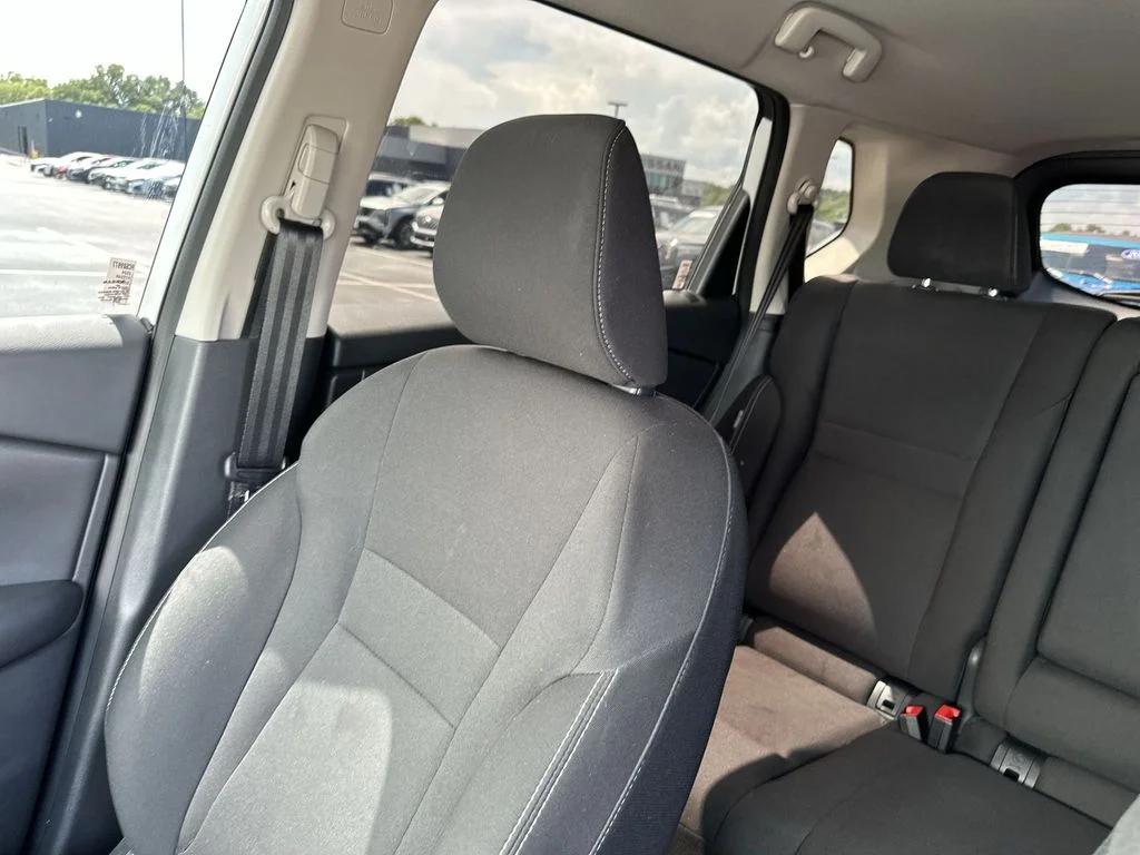 Used 2024 White Nissan S image 12