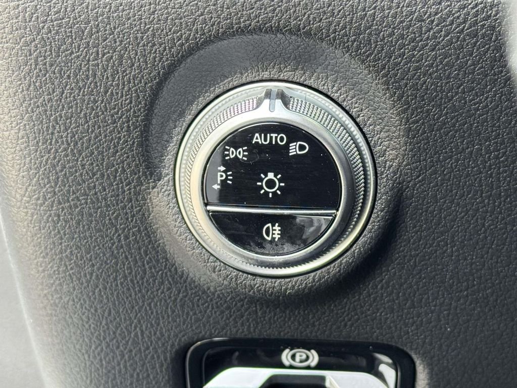 Certified Used 2023 Polar White Mercedes-Benz C 300 image 20