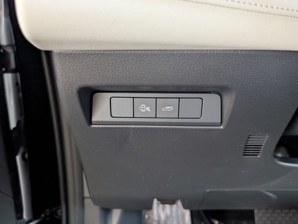New 2026 Jet Black Mica Mazda 2.5 S Preferred AWD image 14