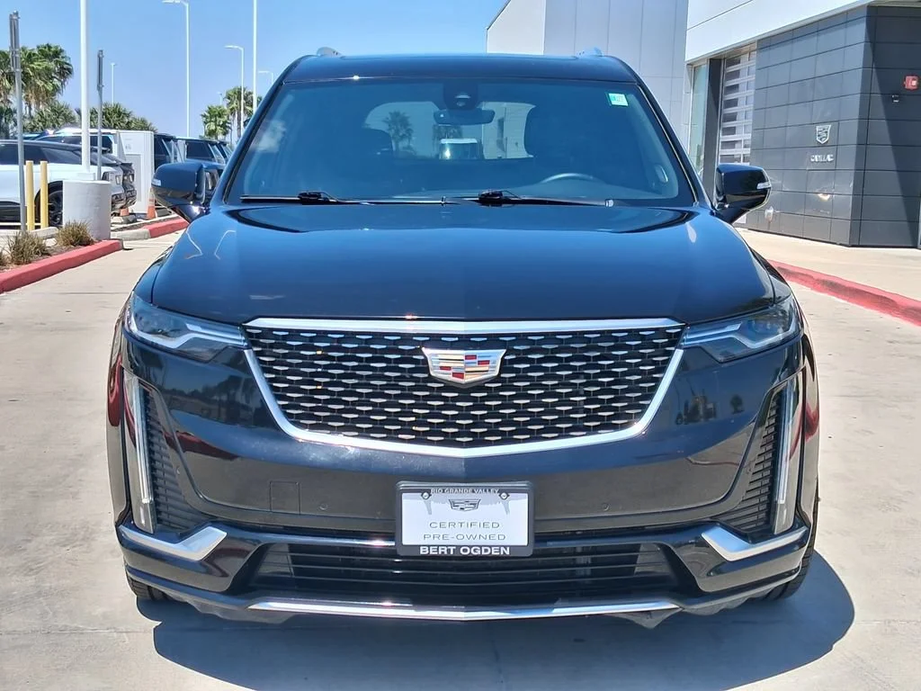 Used 2022 STELLAR BLACK METALLIC Cadillac Premium Luxury image 2