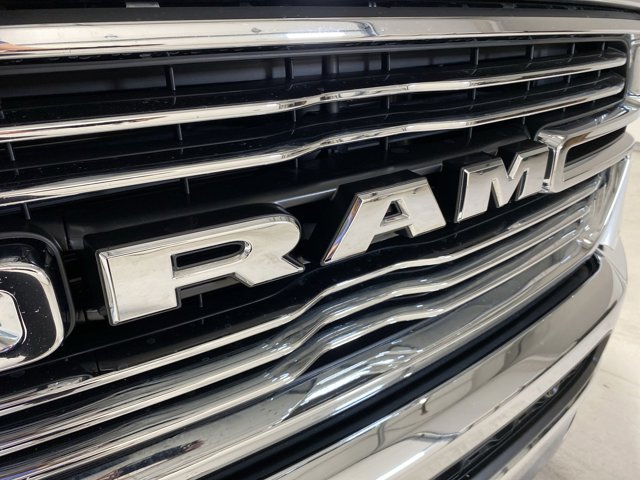 Used 2019 Ivory White Tri-Coat Pearlcoat Ram Laramie image 30