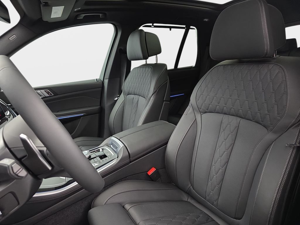New 2026 Black Sapphire Metallic BMW xDrive50e image 15