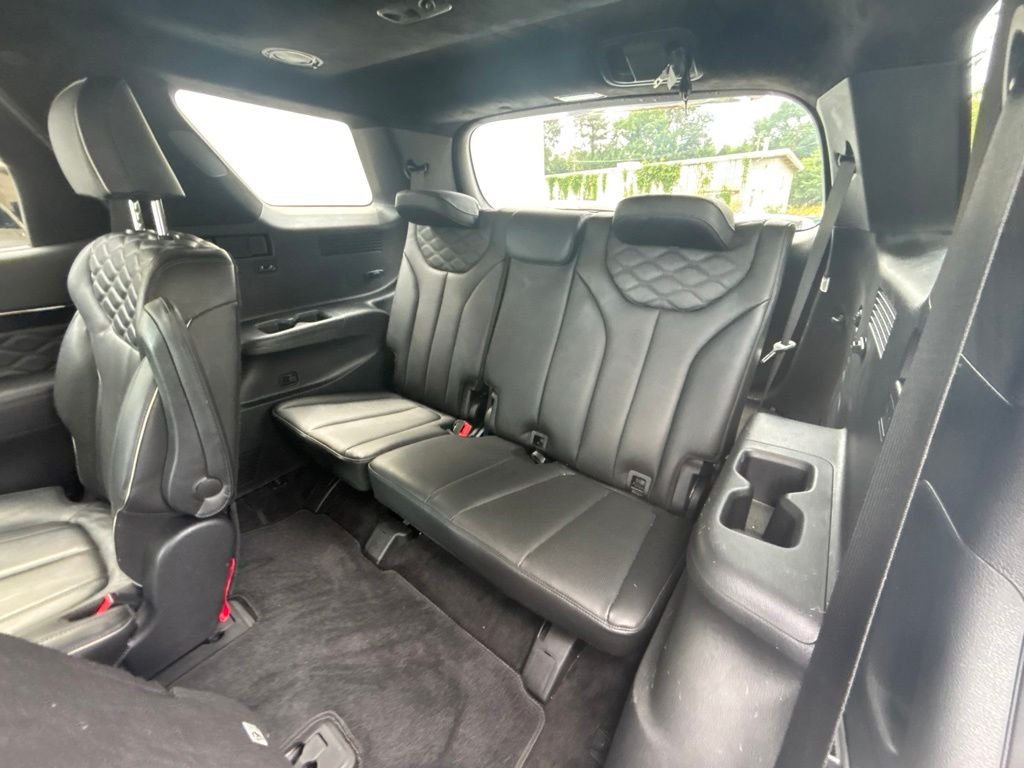 Used 2021 Black Hyundai Calligraphy image 18