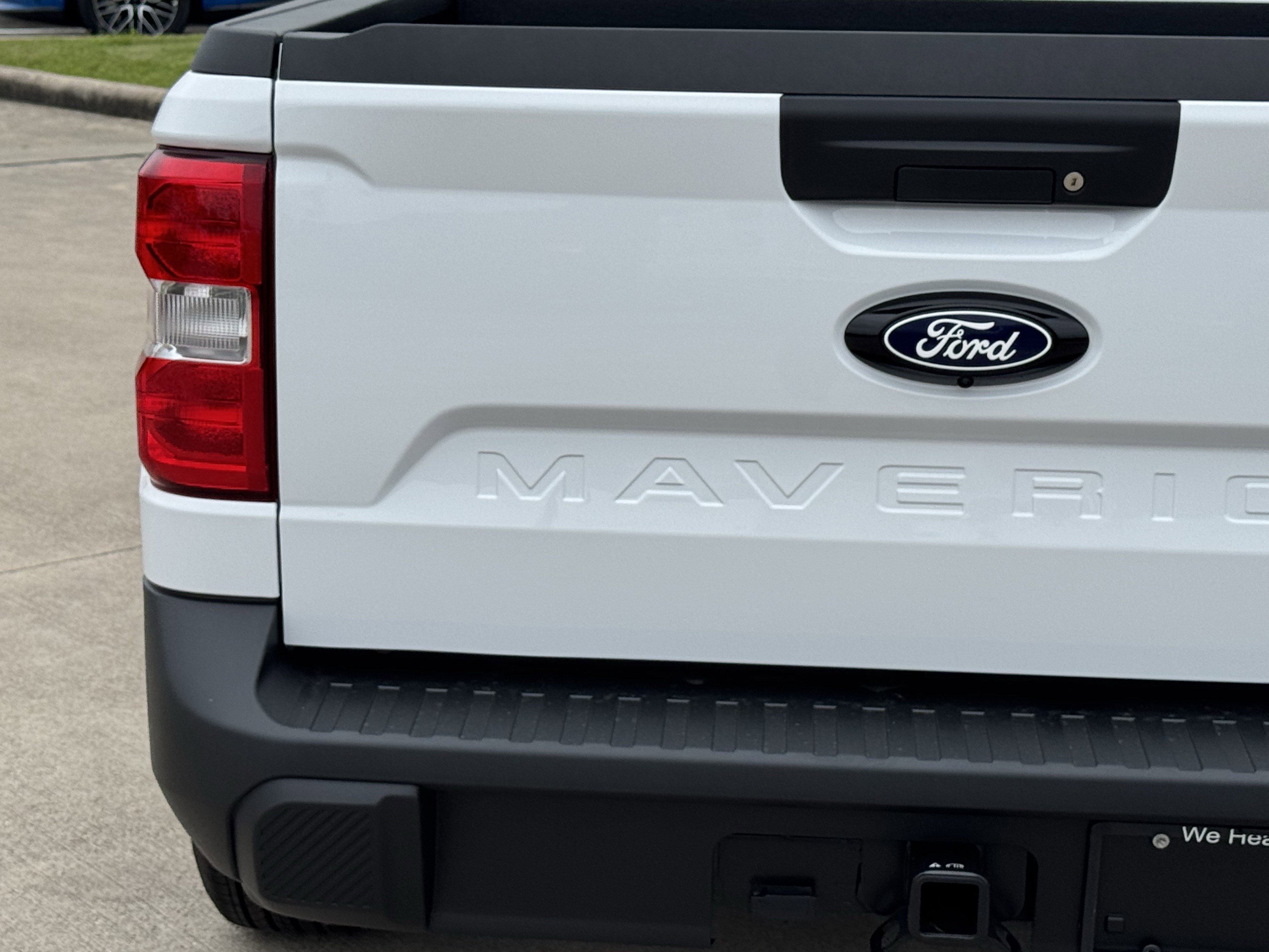 New 2026 Oxford White Ford XLT image 10