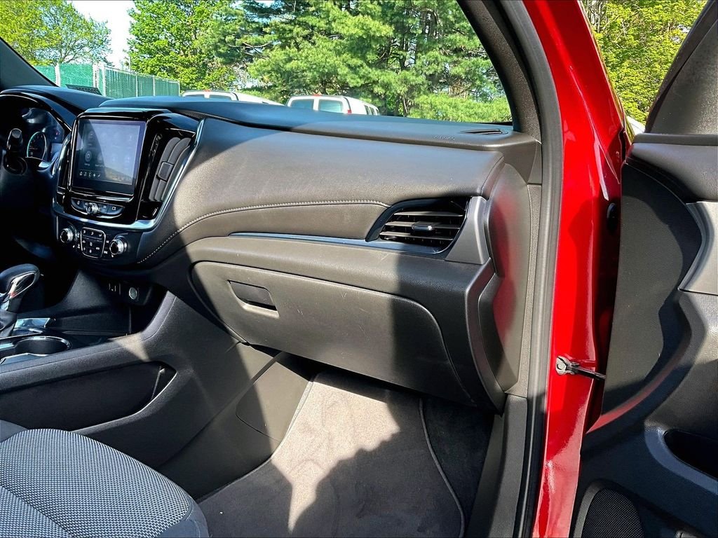 Used 2023 Red Chevrolet LT image 13