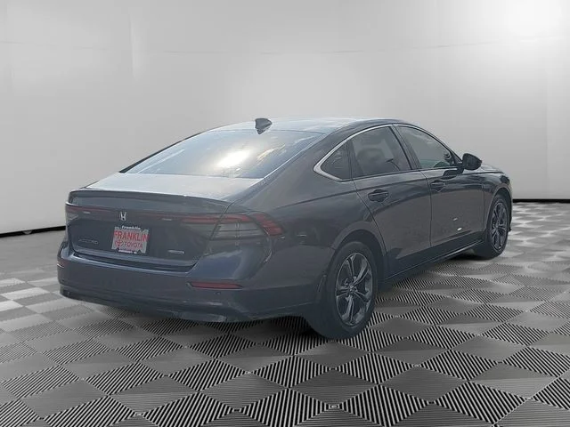 Used 2024 Gray Honda EX-L image 4