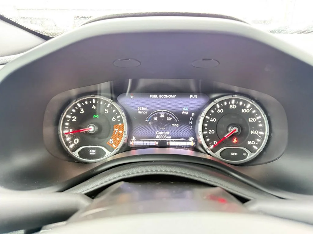 Used 2021 Gray Jeep Latitude image 28
