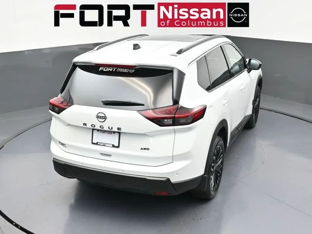 New 2026 Everest White Pearl TriCoat Nissan Dark Armor™ image 44