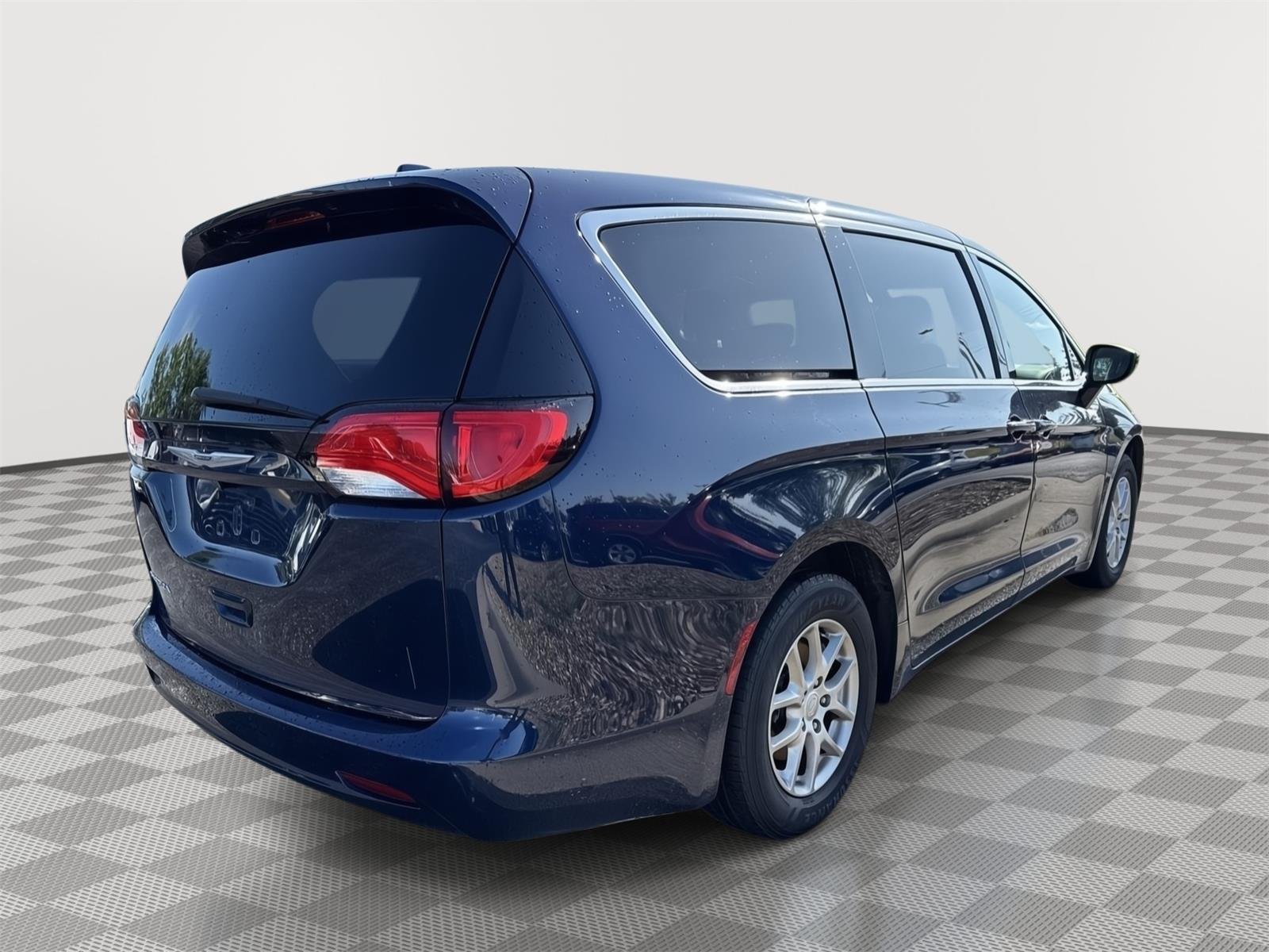 Used 2017 Jazz Blue Pearlcoat Chrysler Touring image 14