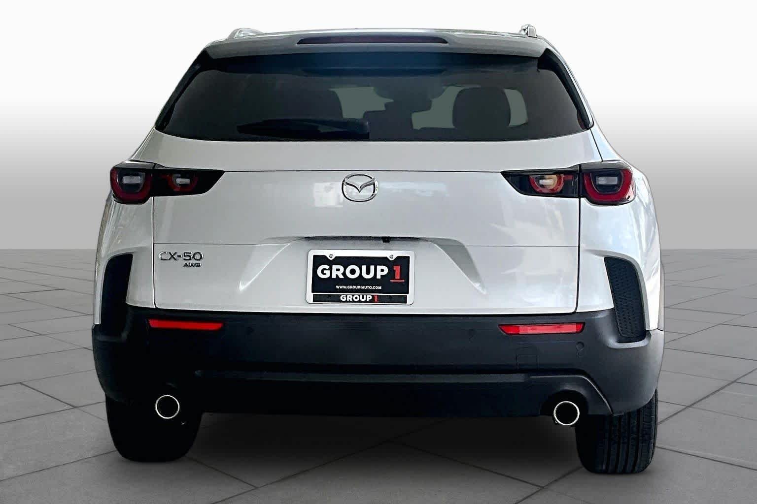 Used 2026 Wind Chill Pearl Mazda 2.5 S Preferred image 5