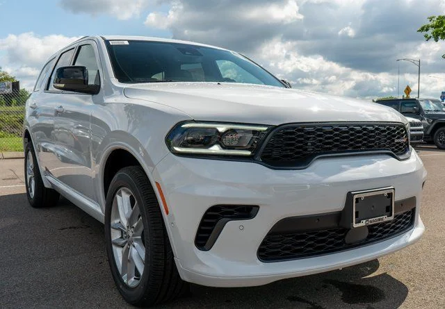 New 2026 White Knuckle Clear-Coat Exterior Paint Dodge GT Plus image 4