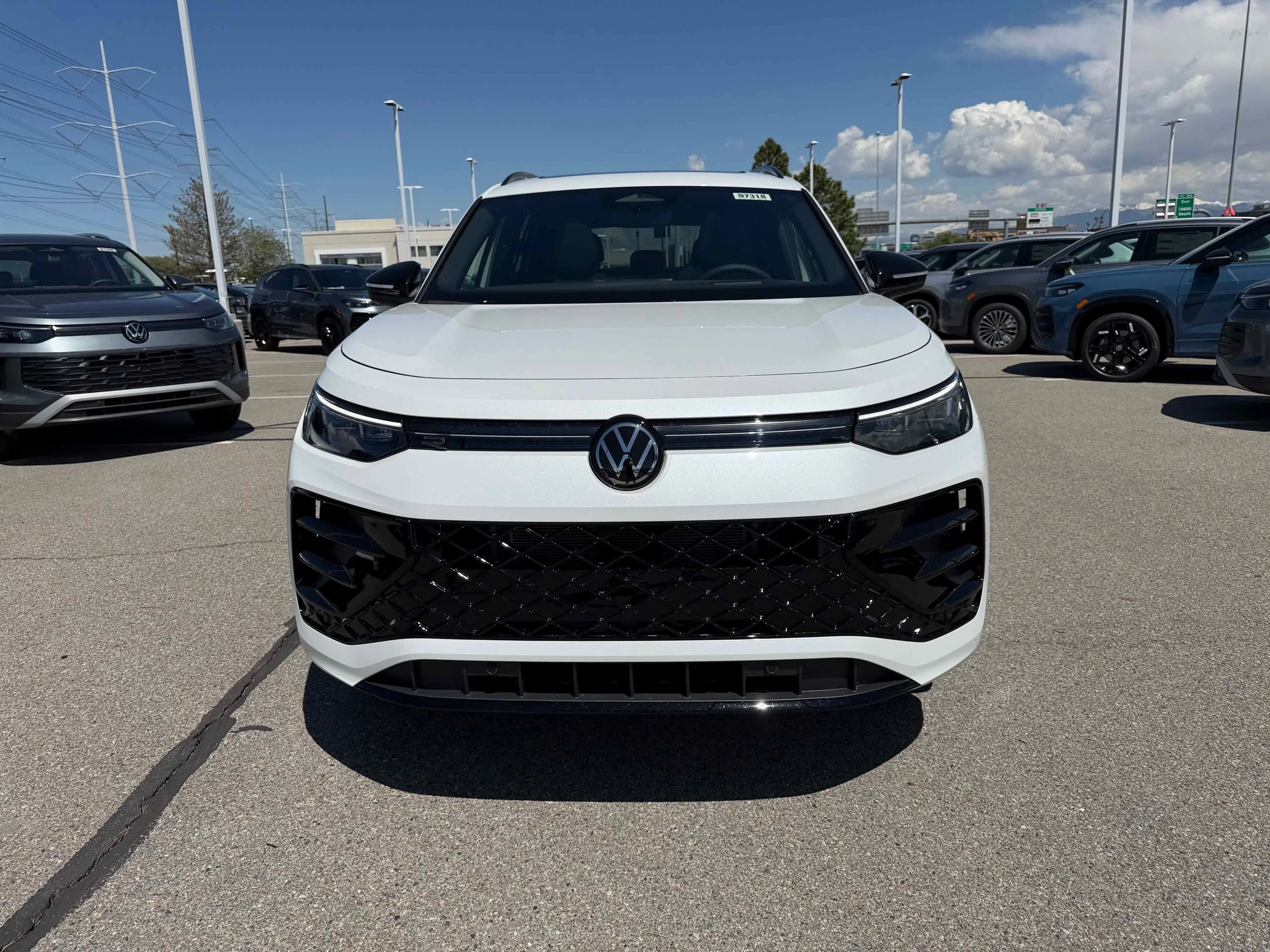 New 2026 Opal White Volkswagen SE R-Line Black image 10