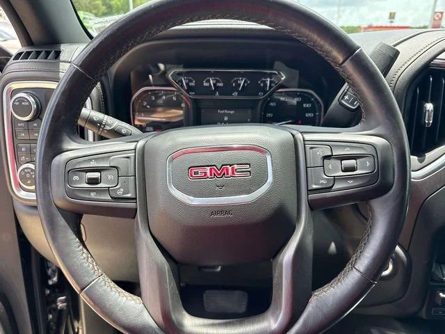 Used 2022 Black GMC AT4 image 28