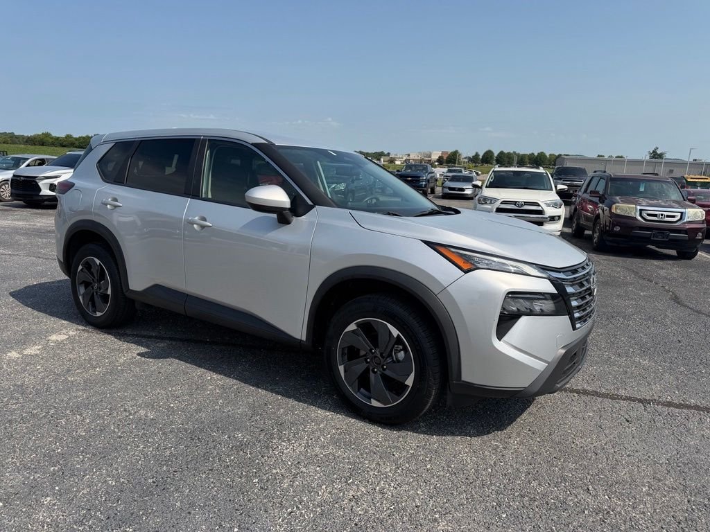 Used 2024 Silver Nissan SV image 2