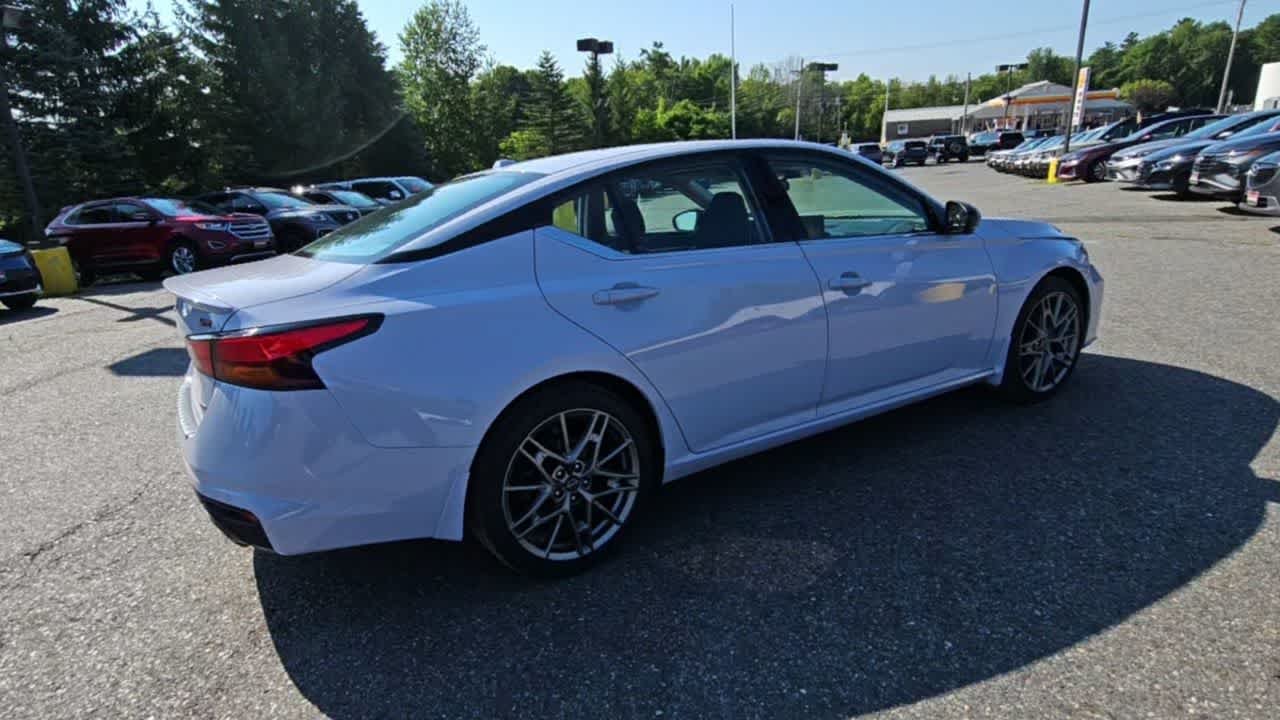 Used 2023 Gray Sky Pearl Nissan 2.0 SR image 8