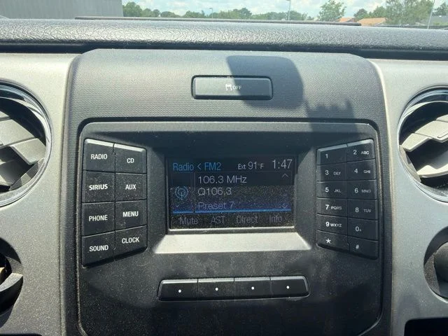 Used 2014 Black Ford XLT image 19