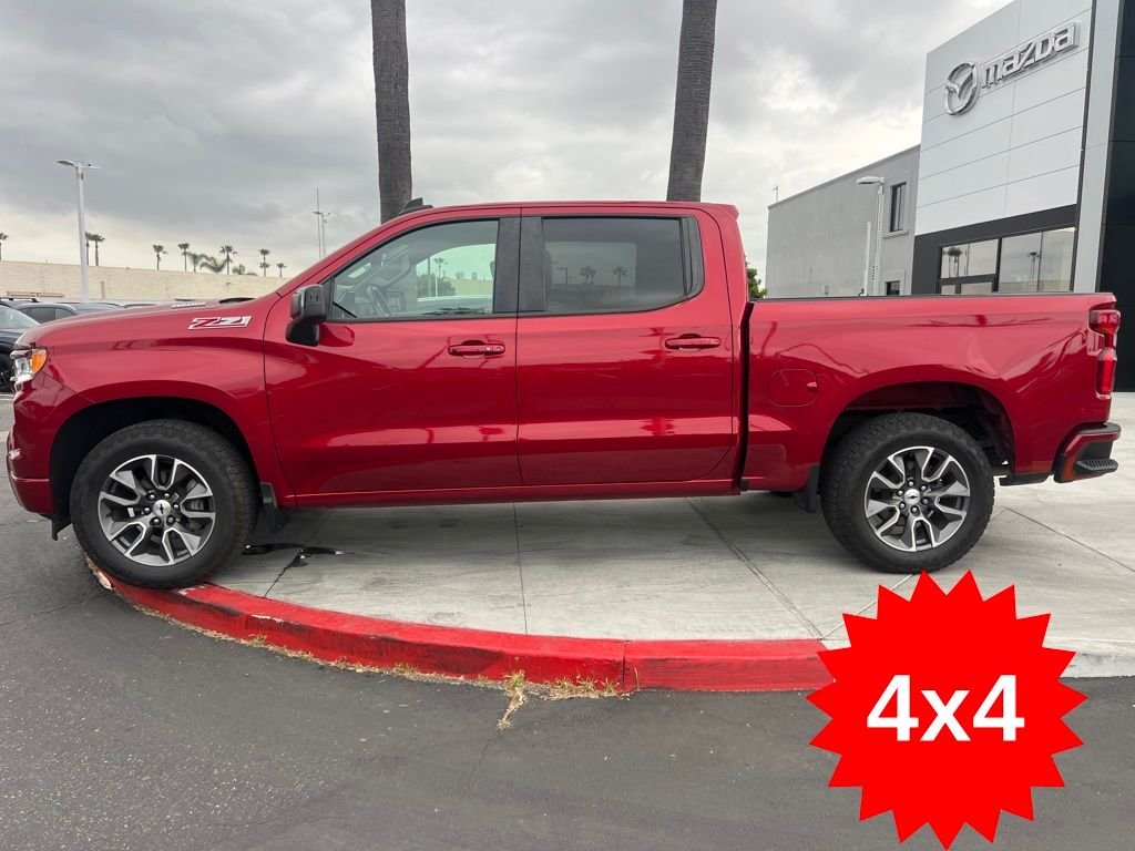 Used 2022 Red Chevrolet RST image 9